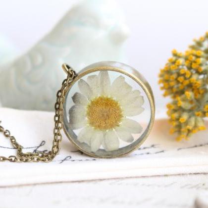 Daisy Necklace, Pressed Flower Necklace, Dried..