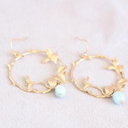 Blue wedding earrings for brides, g..