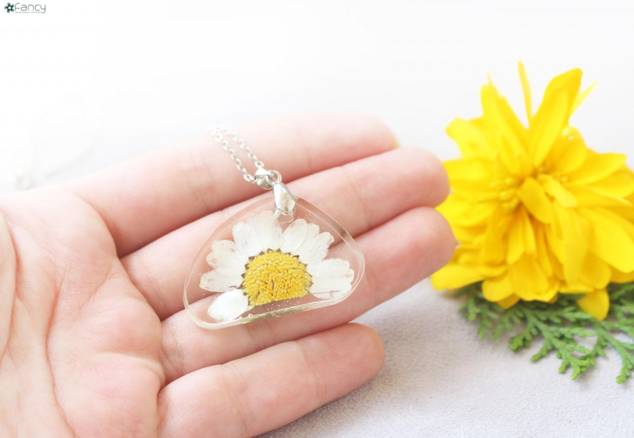 Real Daisy Necklace, Pressed Flower Necklace, Daisy Terrarium Necklace, Sister Gifts, Botanical Resin Jewelry, Armenian Jewelry