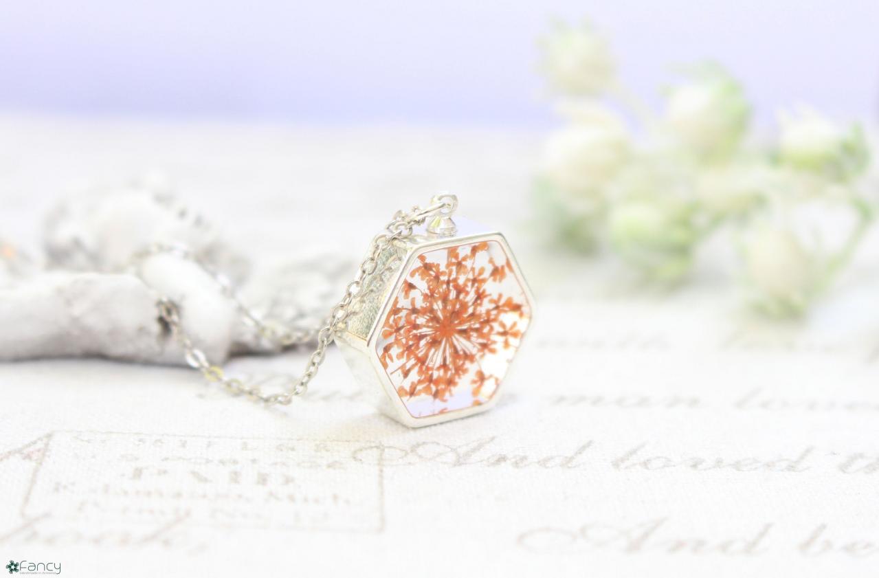 Orange Flower Necklace, Queen Annes Lace Necklace, Floating Flower Necklace, Pressed Flower Necklace Orange, Hexagon Geometric Pendant