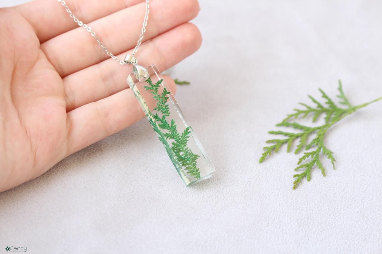 Real flower fern necklace, green resin necklace, pressed flower necklace, living plant pendant, real fern jewelry, gifts for her, Armenian
