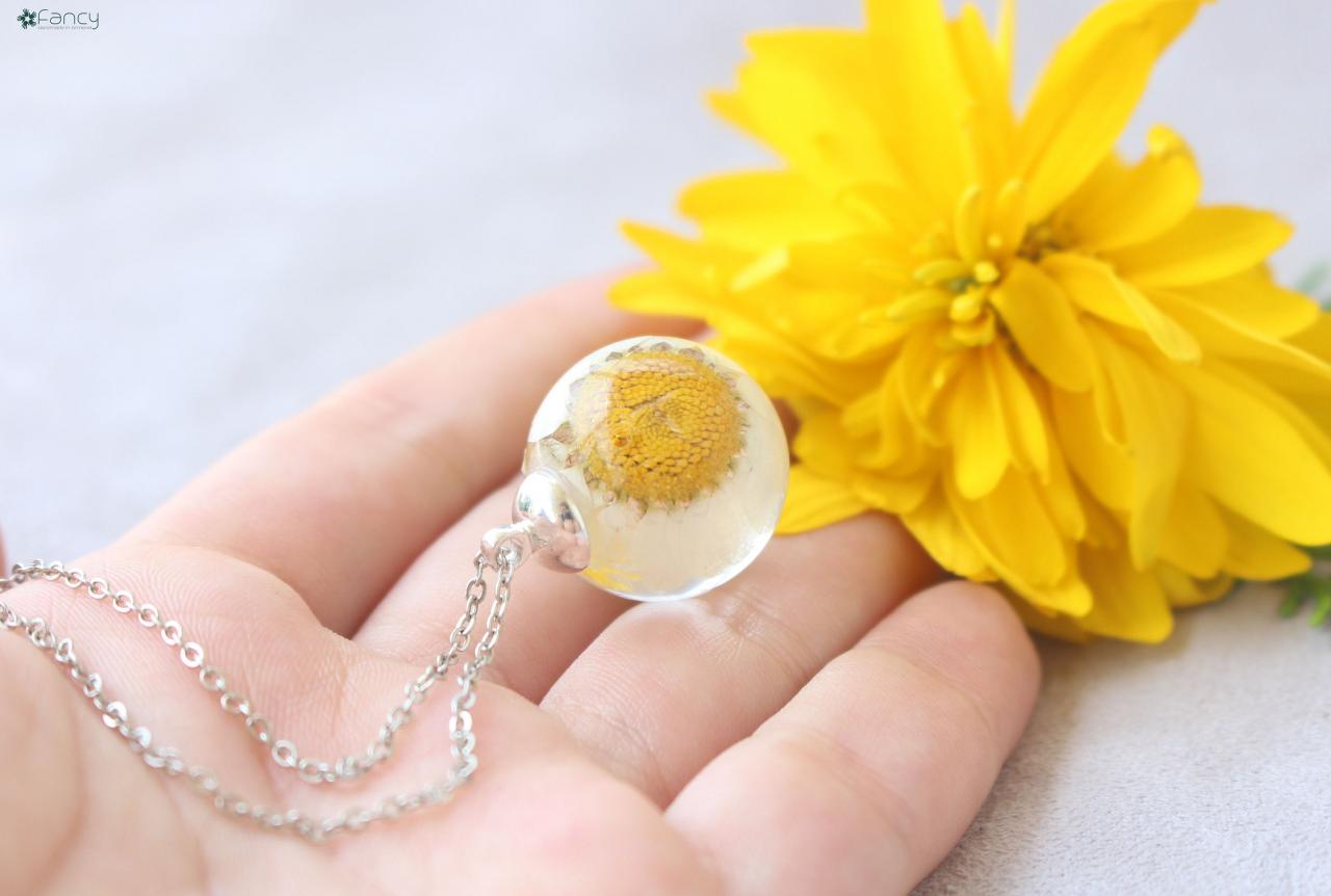 Real Daisy Necklace, Daisy Dried Necklace, Real Flower Pendant, Pressed Flower Pendant, Pressed Daisy Necklace, Daisy In Resin Gifts For Her
