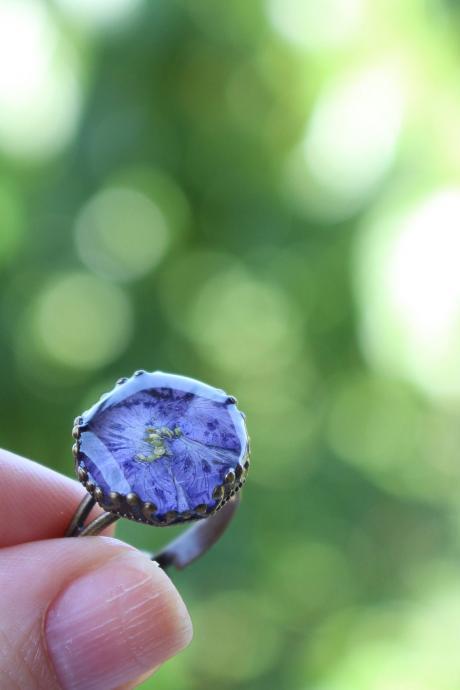 Violet ring antique jewelry, pressed flower ring purple, violet resin ring, unique rings for women, Armenian jewelry