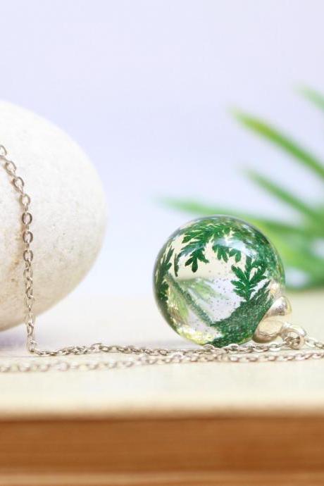 Real fern jewelry, dried fern leaf necklace, nature jewelry necklace, living plant jewelry, real fern necklace, botanical jewelry gifts