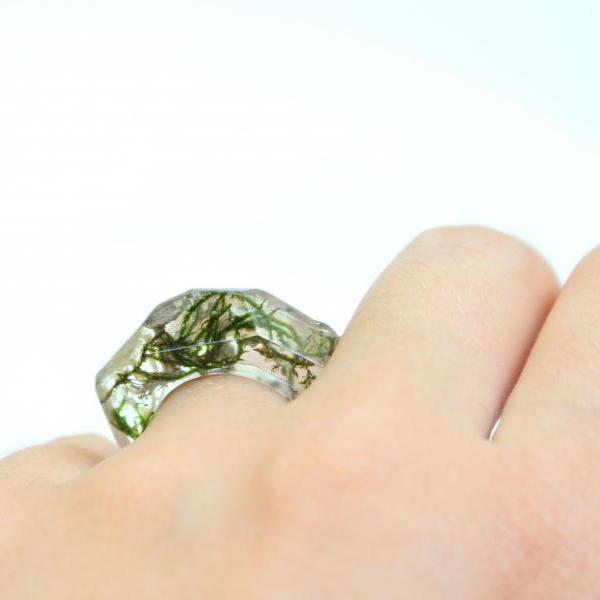Moss resin ring, ocean resin rings, unique rings, living plants jewelry, green moss jewellery, clear resin ring dried flowers Armenian gift